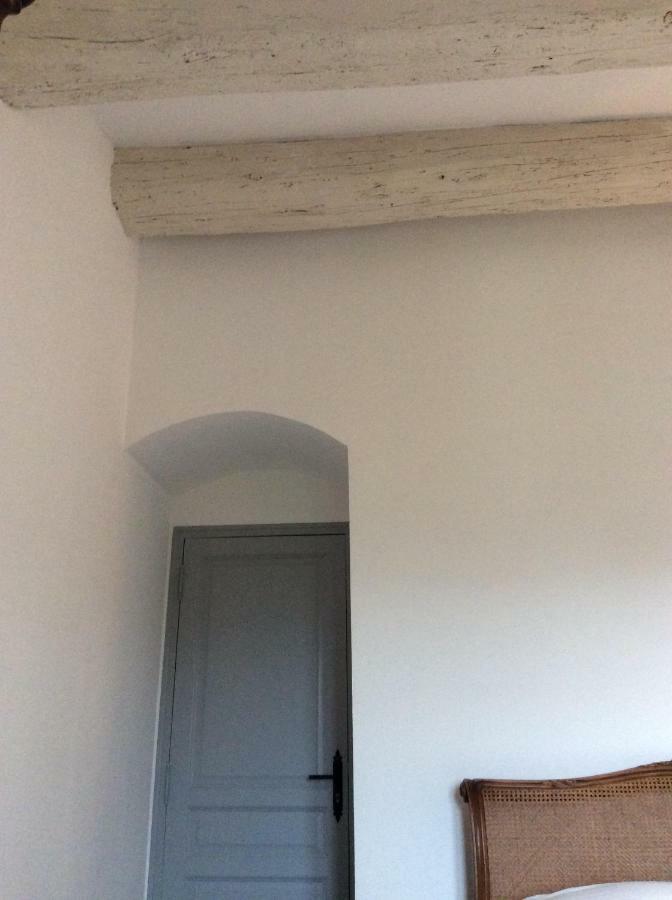Le Mas Amore Panzió Gassin Kültér fotó